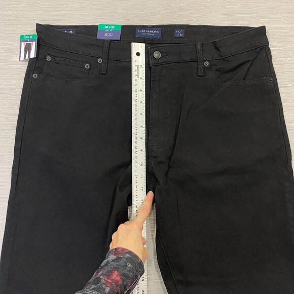 Lucky Brand 410 Jeans Mens 38 x 32 Black Denim Pants Straight Leg - Picture 10 of 14